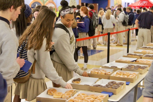 Seniors and juniors who made honor roll in the second quarter are rewarded for their achievement with donuts on February 6th. 
